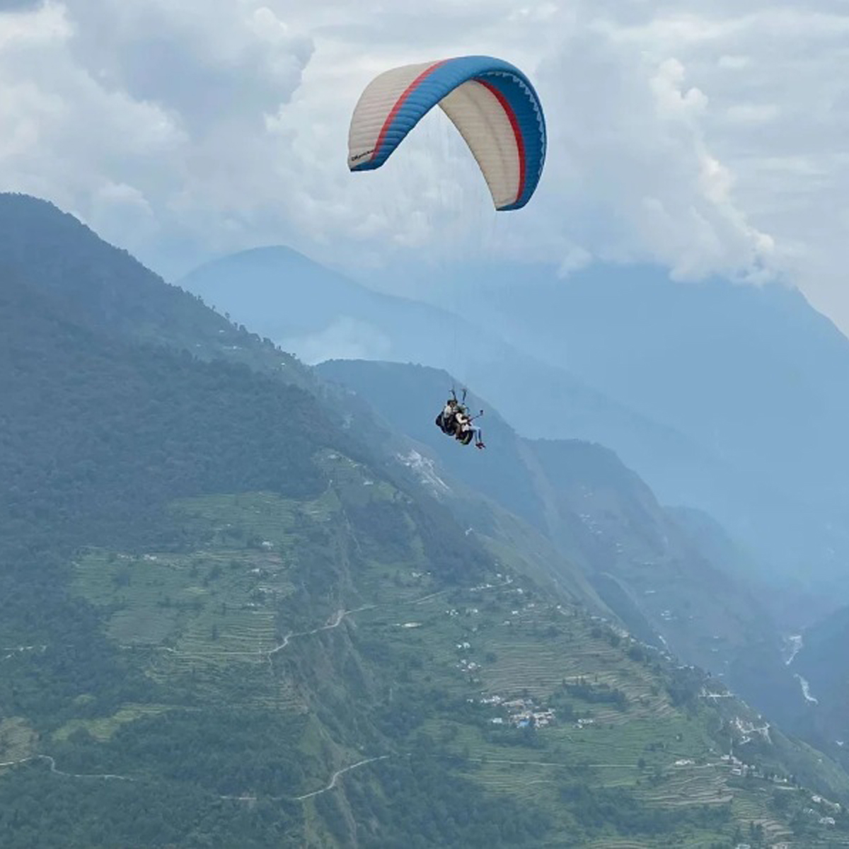 Paragliding